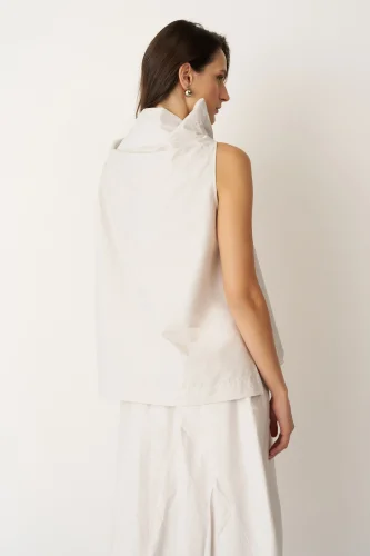 Bej Büyük Yakalı Etek Ucu Büzgülü Kolsuz Koufi Bluz - 5