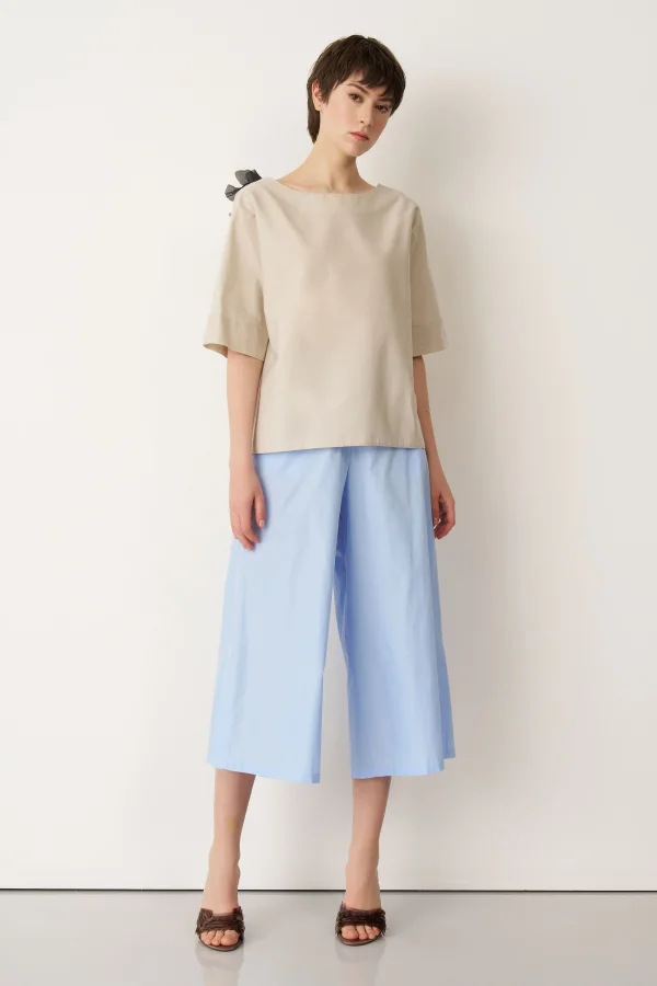 Bej Sırt Dekolteli Çiçek Detaylı Chrissi Bluz - 5