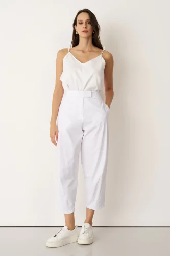 Beyaz Arkası Lastikli Yanları Cepli Gyaros Pantolon - BIZE (1)