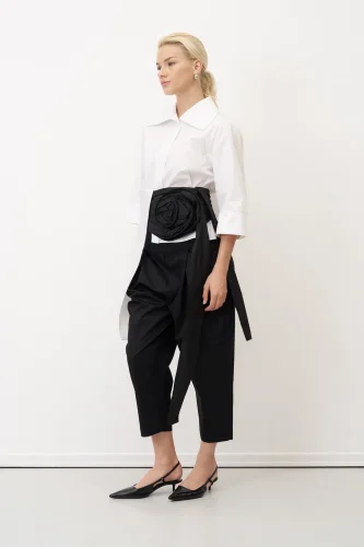 Beyaz Bir Yanı Uzun Bir Yanı Kısa Oxia Gömlek - 1