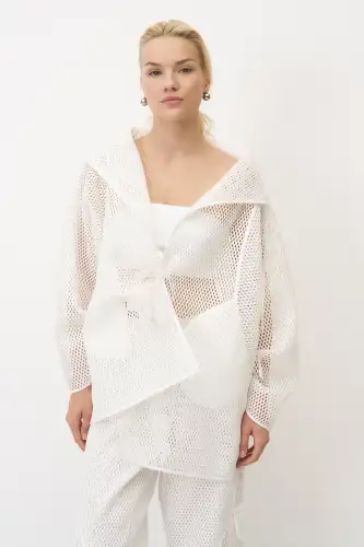 Beyaz File Kumaşlı Asimetrik Bağlanan Kalavria Ceket - 4