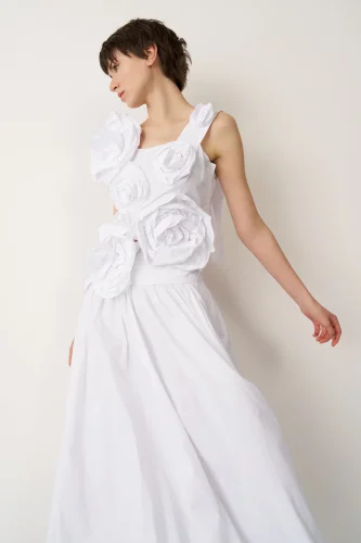 Beyaz Güllü Kolsuz Kısa Bluz Pori - 6