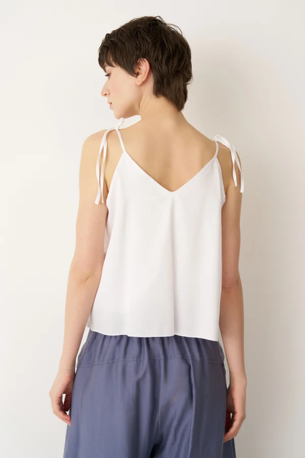 Beyaz İnce Askılı Etek Ucu Renkli Kambi Bluz - 3