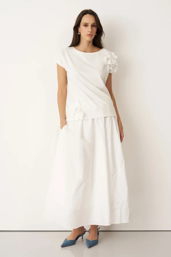 Beyaz Tafta Çiçek Detaylı Kokkino Bluz - 2