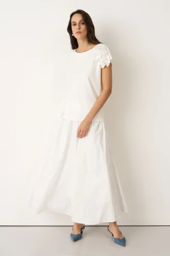 Beyaz Tafta Çiçek Detaylı Kokkino Bluz - 3