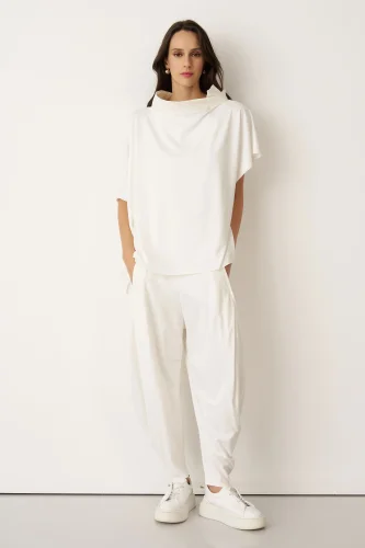 Beyaz Tafta Dik Yakalı Kokkino Bluz - 1