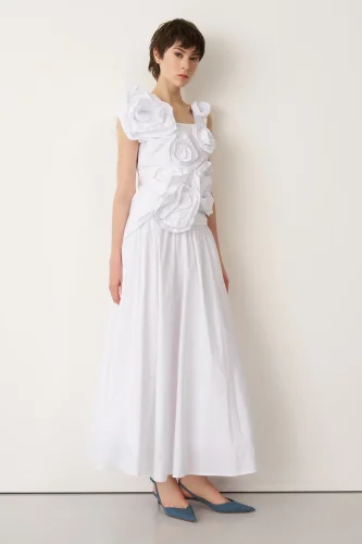 Beyaz Tafta Etek Petalas - 4