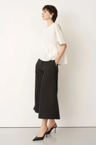 Beyaz Yanı Çiçek Formlu Proti Bluz - 3