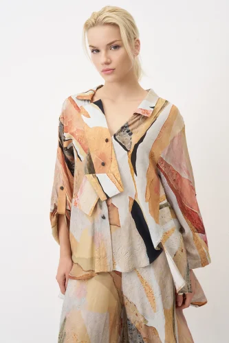 Desenli Baskılı Yakası Katlama Detaylı Milos Gömlek - 1