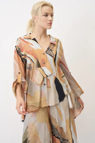 Desenli Baskılı Yakası Katlama Detaylı Milos Gömlek - 4