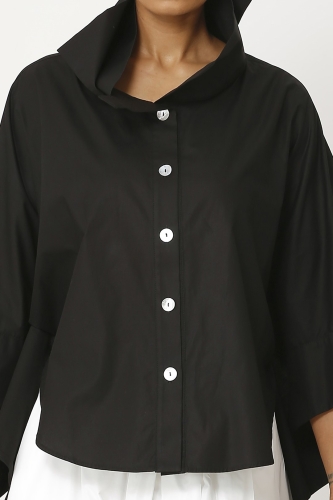 Double Collar Poncho Shirt - Black - 6