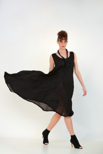 Glossy Crinkle Sleeveless Dress - Black - 1