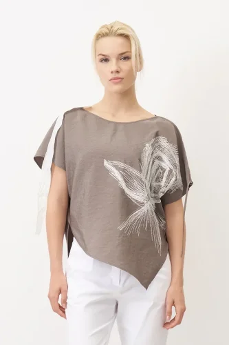 Gri Önü Baskılı Omuzu Kırışık Bantlı Mykonos Bluz - 1