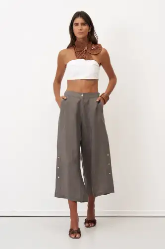 Gri Yanları Düğmeli Geniş Kesim Kısa Paça Mykonos Pantolon - 3