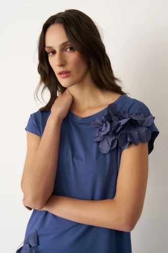 Indigo Tafta Çiçek Detaylı Kokkino Bluz - 5