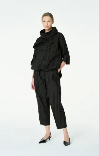 Janus Gül Yaka Bluz - Siyah - BIZE (1)