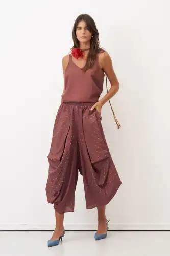 Kahverengi Renkli Dokulu Şalvar Tipi Patmos Pantolon - 1