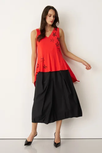 Kırmızı Çiçek Desenli V Yaka Spetses Bluz - 3