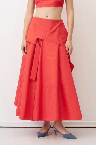 Kırmızı Korsajı Kalın Kemerli Çizgili Roumeli Etek - 1