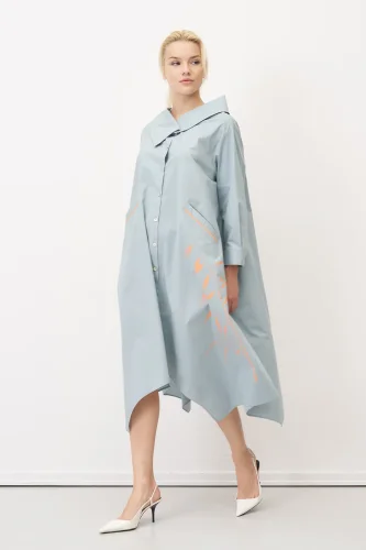 Mavi Bir Yanı Baskılı Büyük Yaka Symi Elbise - 3