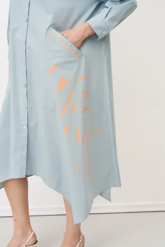 Mavi Bir Yanı Baskılı Büyük Yaka Symi Elbise - 4