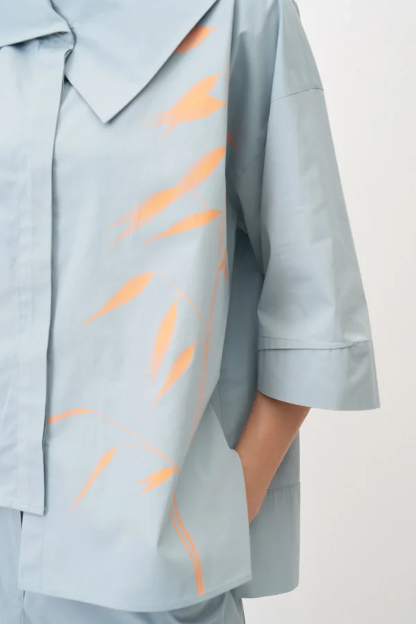 Mavi Bir Yanı Baskılı Büyük Yaka Symi Gömlek - 4