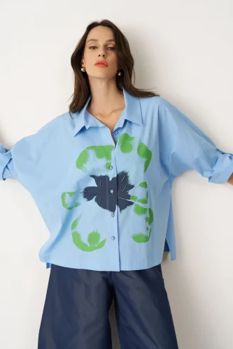 Mavi Önü Büyük Çiçek Baskılı Gavdos Gömlek - 4