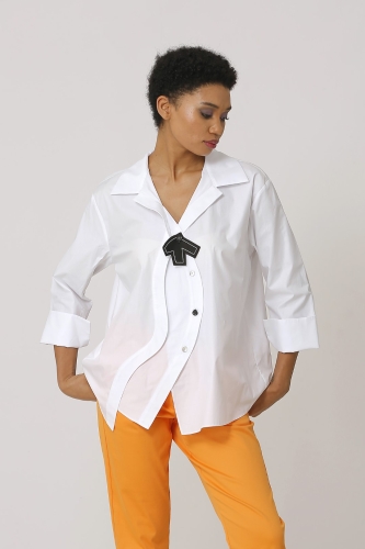 Oval Button Shirt - White 