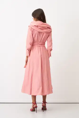 Pembe Çift Yakalı Uzun Kollu Kemerli Dia Elbise - 6