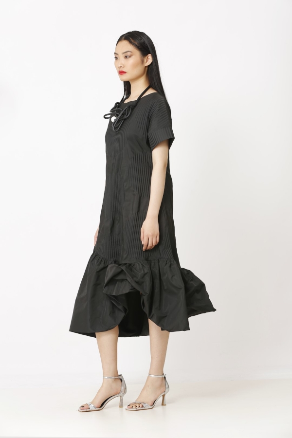 Pleated Patterned Dress - Black - 2