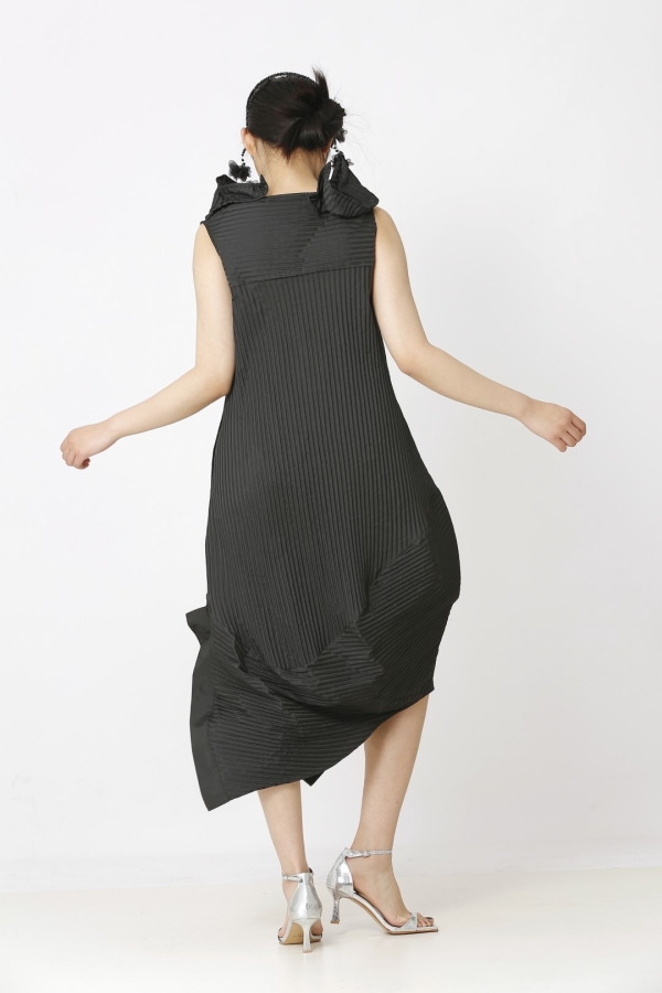 Pleated Sleeveless Collar Dress - Black - 4