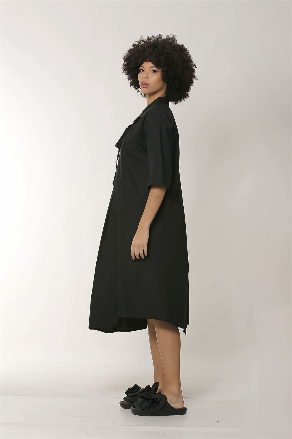 İnci Düğme Detaylı Poplin Elbise-Siyah