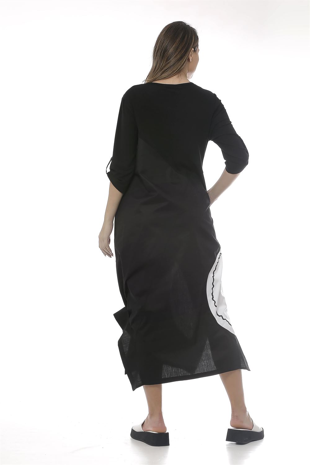 Garni Kumaş Detaylı Asimetrik Kesim Poplin Elbise-Siyah