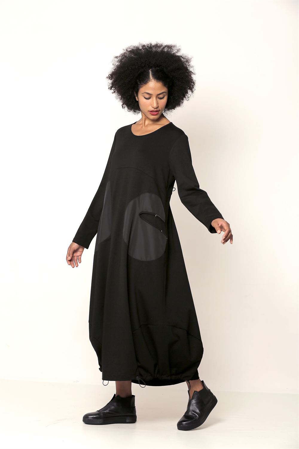 Etek Ucu Lastikli Büzgü Detaylı Örme Elbise - Siyah