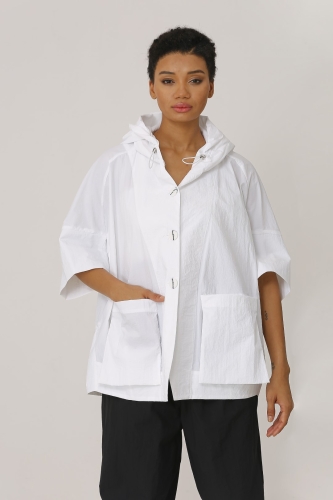 معطف مطر - أبيض 