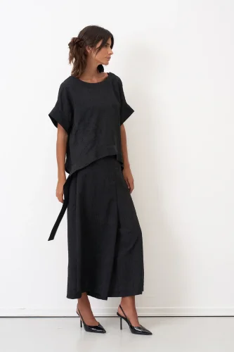 Siyah Dokulu Desenli Kuşaklı Venetiko Bluz - 3