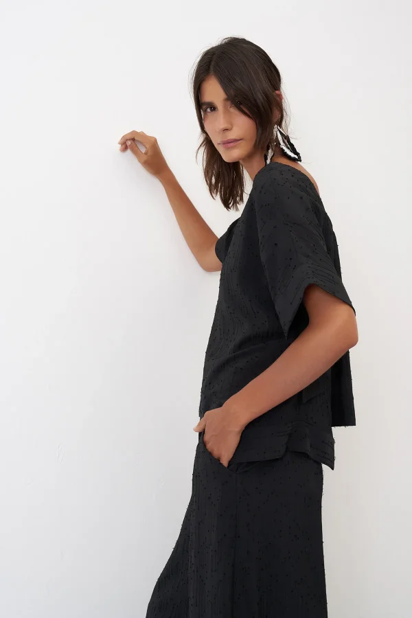 Siyah Dokulu Desenli Kuşaklı Venetiko Bluz - 4