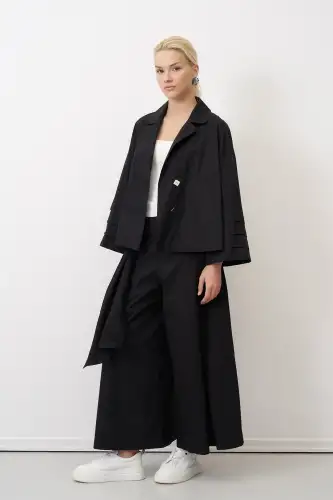 Siyah Kol Ucu Katlama Detaylı Kısa Souda Ceket - BIZE (1)