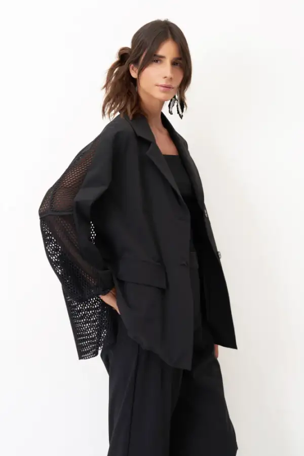 Siyah Sırtı Fileli Önü Kumaş Blazer Gyaros Ceket - 1