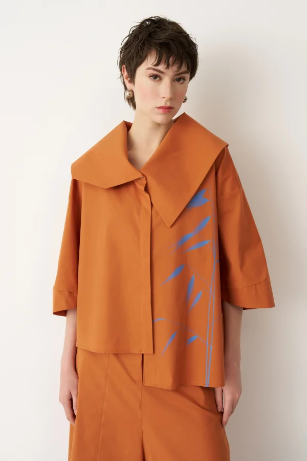 Taba Bir Yanı Baskılı Büyük Yaka Symi Gömlek - 1