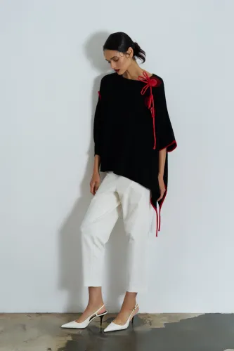 Yaprak Süslü Yarasa Bluz - Siyah - BIZE (1)