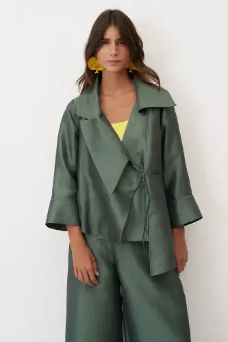 Yeşil Bağlama Detaylı Geniş Yaka Rhodes Ceket - 3