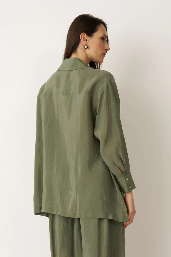 Yeşil Nakış Detaylı Büyük Cepli Mykonos Gömlek - 5